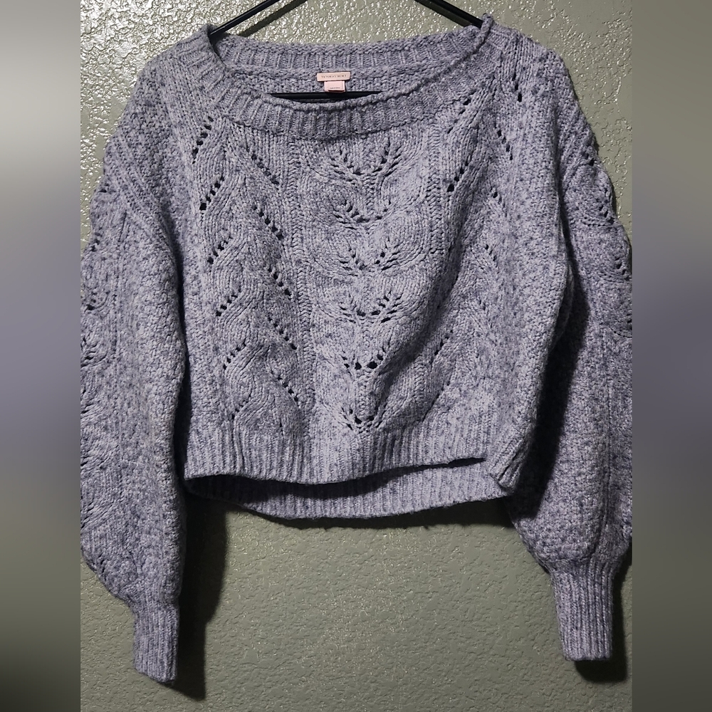 VICTORIA’S SECRET Cable Knit Cropped Sweater Gray Pullover Wool Crop Sz Small